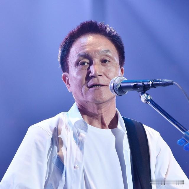【77岁的小田和正“玩命”巡演】

77岁的音乐人小田和正于5月初在静冈县开启了