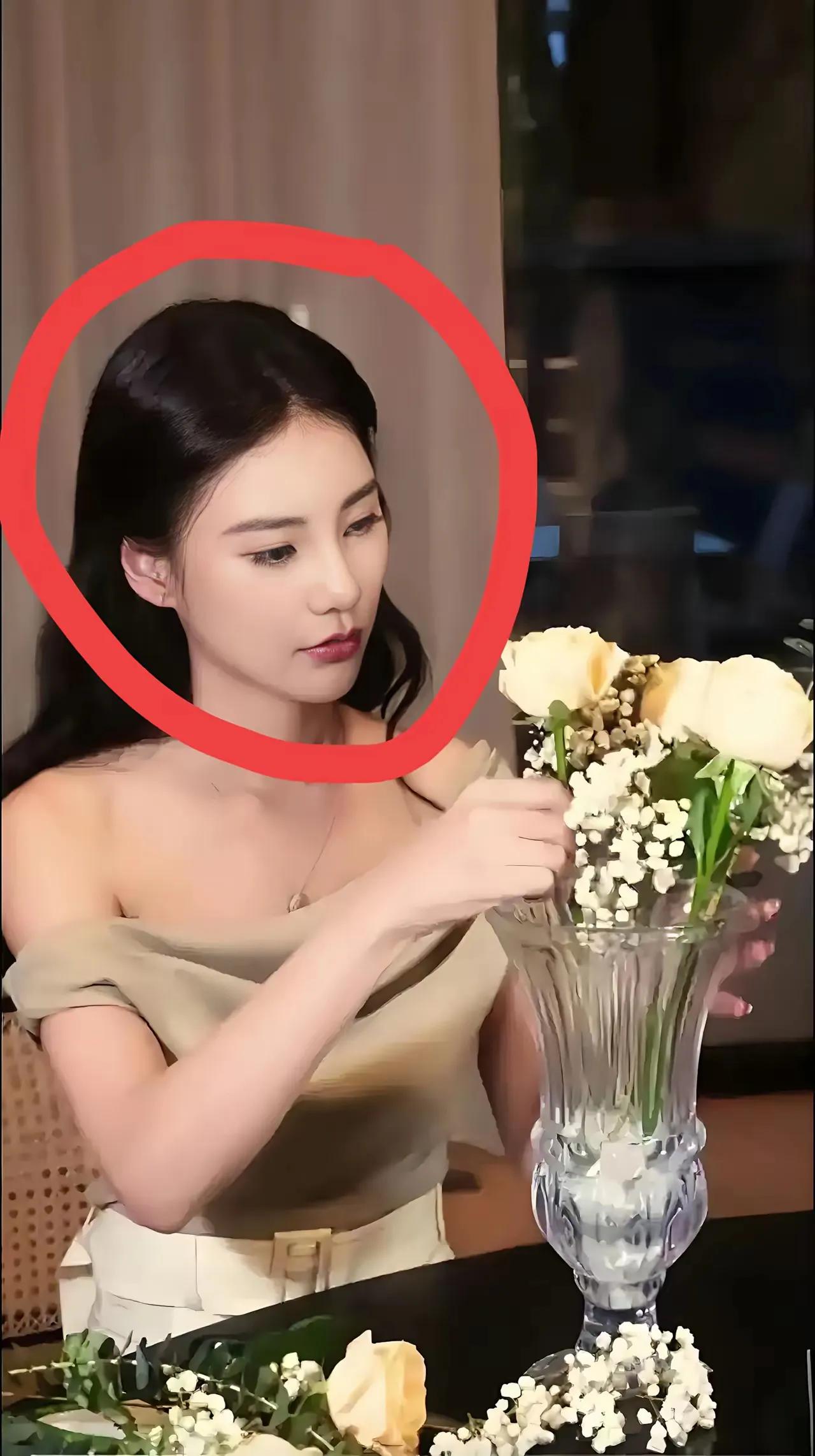女人该如何经营人生？马筱梅用经历给出了答案。
 
她最明智的选择，不是结束上段婚
