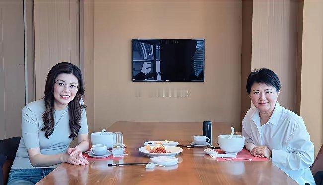 郑丽文这趟算是白跑了。跑去找卢秀燕聊军购，结果人家早就把话说死了——8000亿、