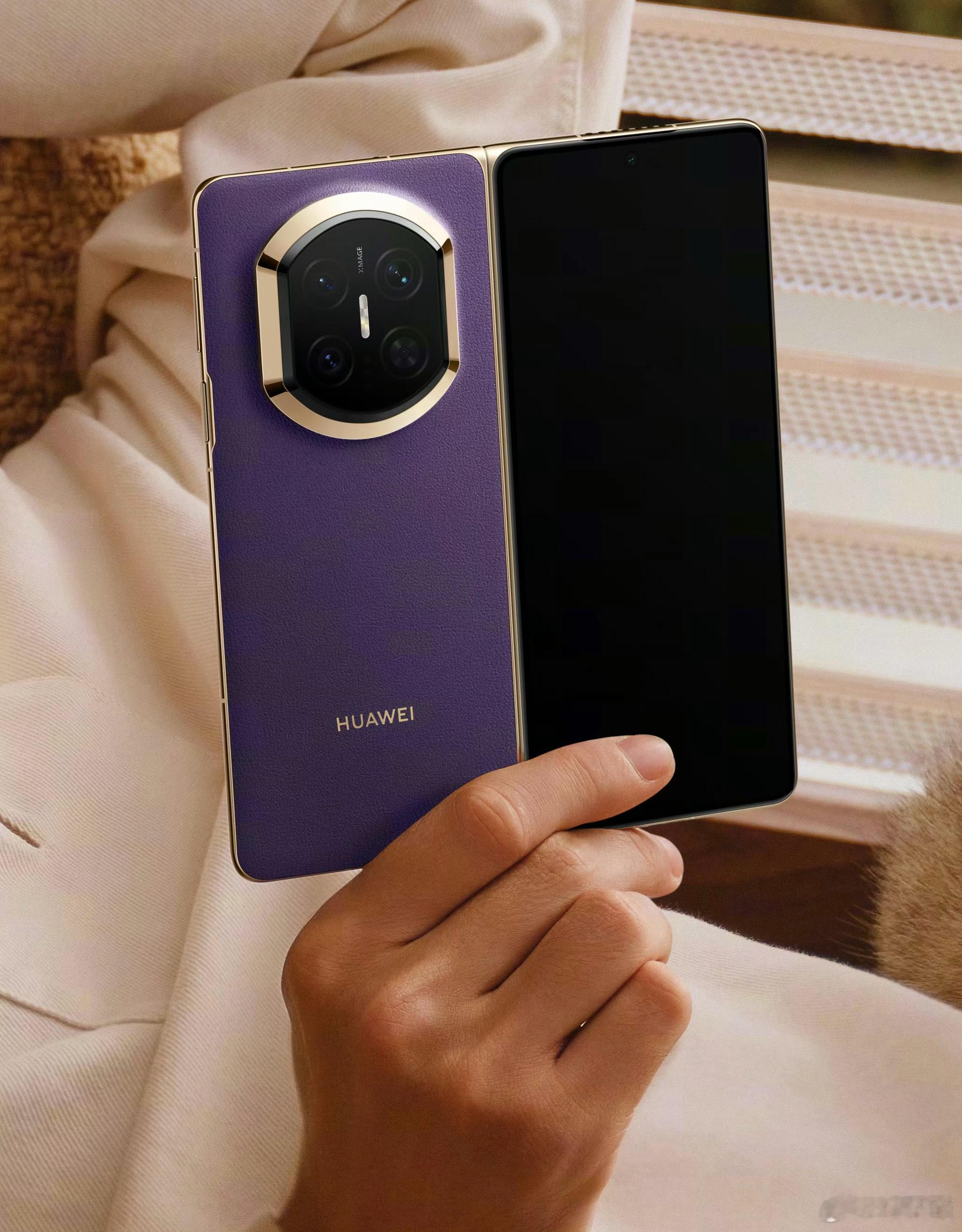 华为Mate X7真机，全新设计的相机Deco，还算可以吧？🤔 