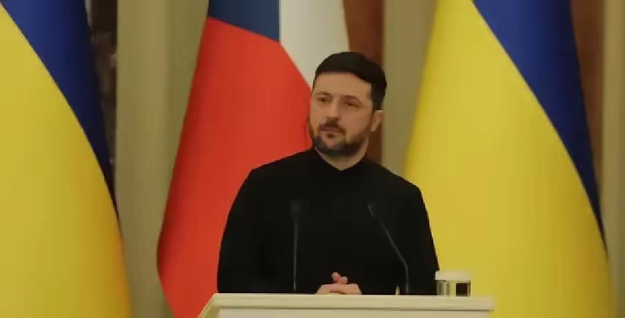 这世界变脸比翻书还快啊。昨天还喊着要制裁俄罗斯的欧盟，今天居然开始念叨起和普京交