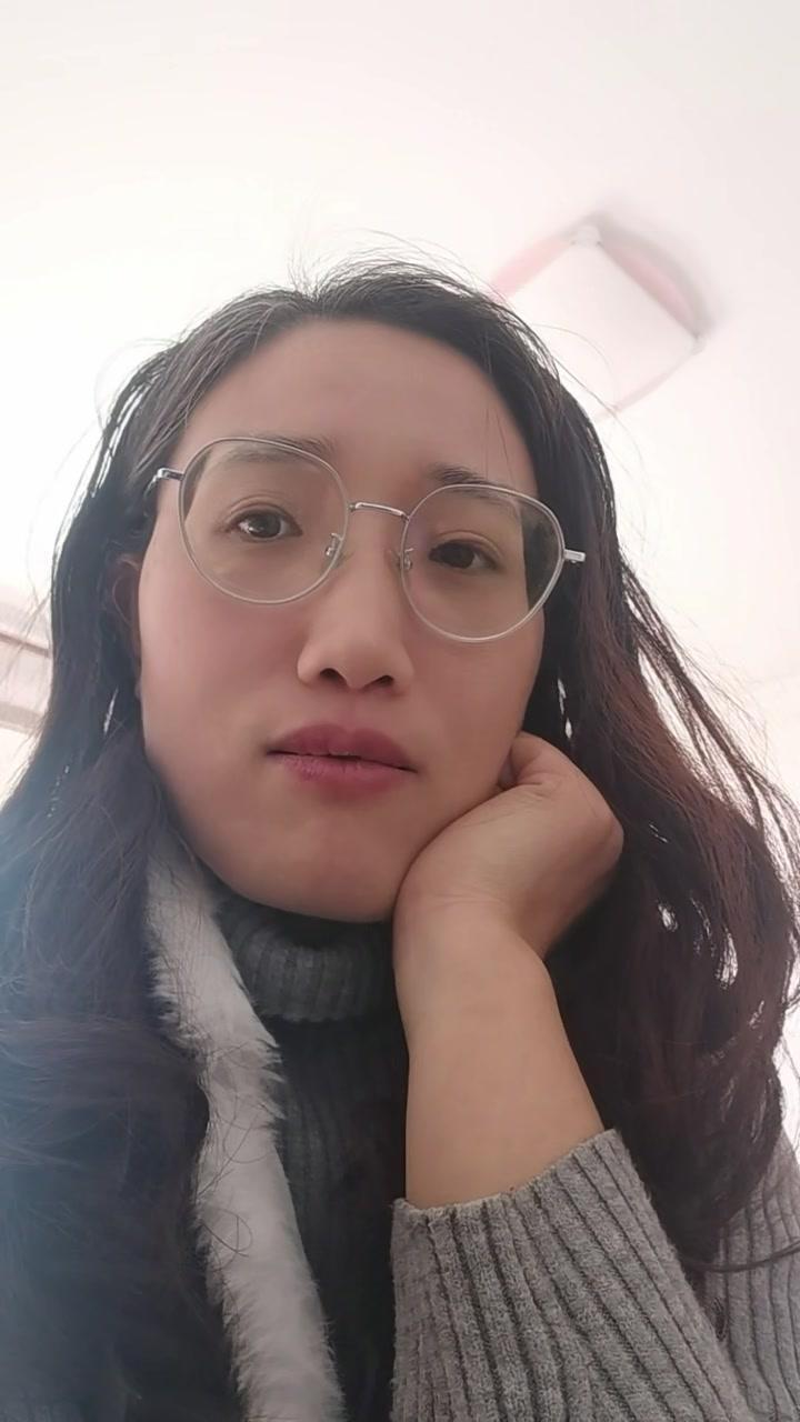 当你被人评价“好拿捏”时，早该清醒了！😮‍💨

💡第一个真相：对人太满意=