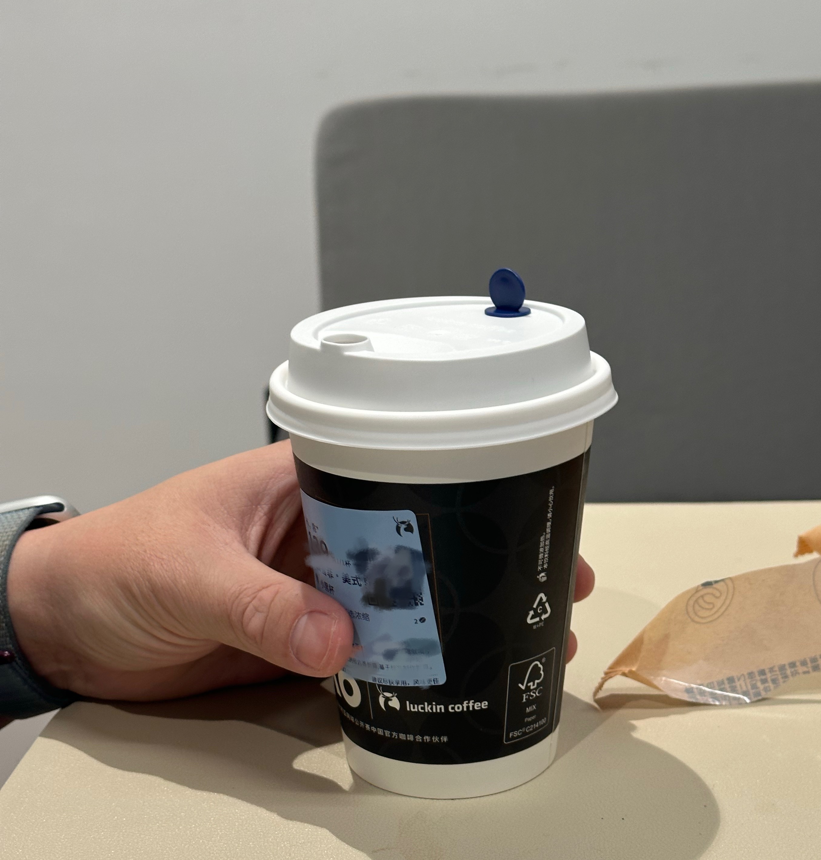 虽然我常给你们说，康复得坚持，记得保持好习惯，但我很理解，把一件事情坚持下来，太