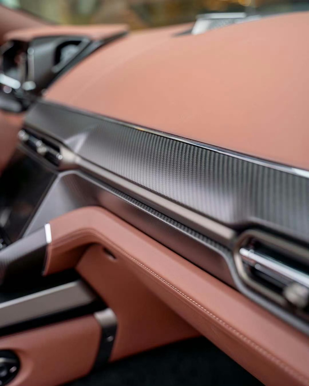 阿斯顿·马丁 V12 Vanquish Volante 