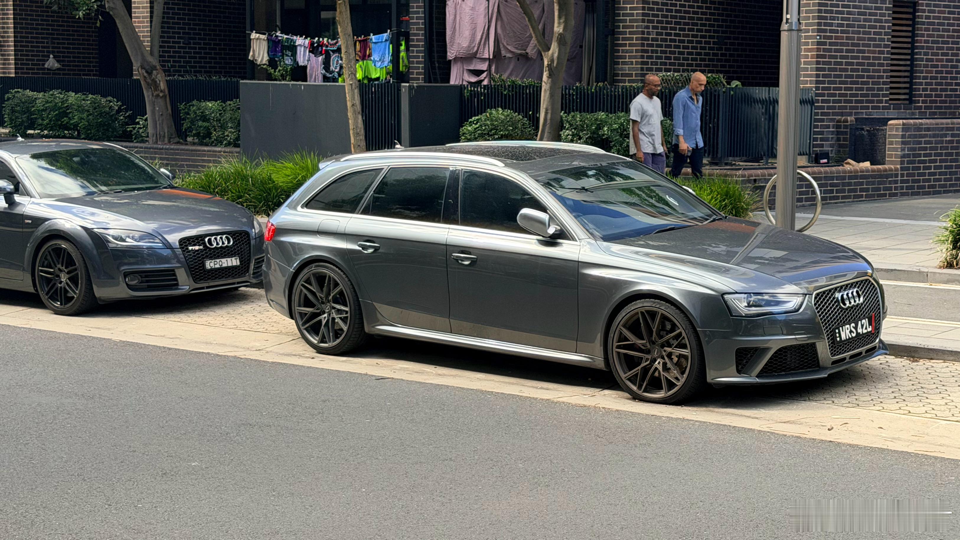 澳洲人民的旅行车都好有品