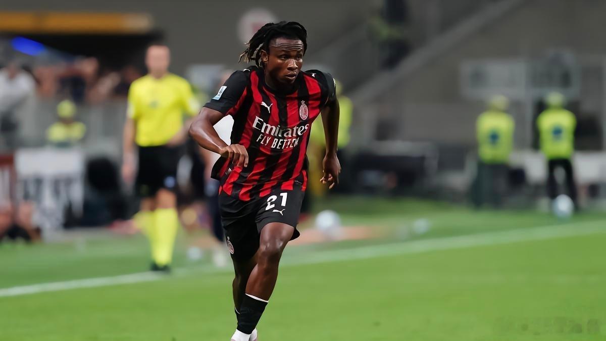 【MN】🚨🍀🔴⚫️红黑军团正在米兰内洛做最后准备，明天他们将在欧联杯对阵萨