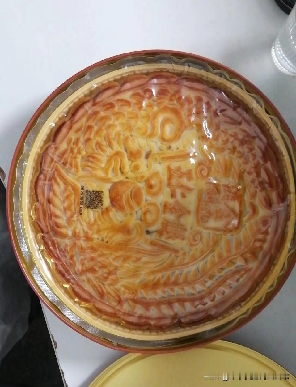 广东大月饼吃不起，这款淄博果仁月饼绝了！小孩追着要
 
别再盯着广东大月饼望而却