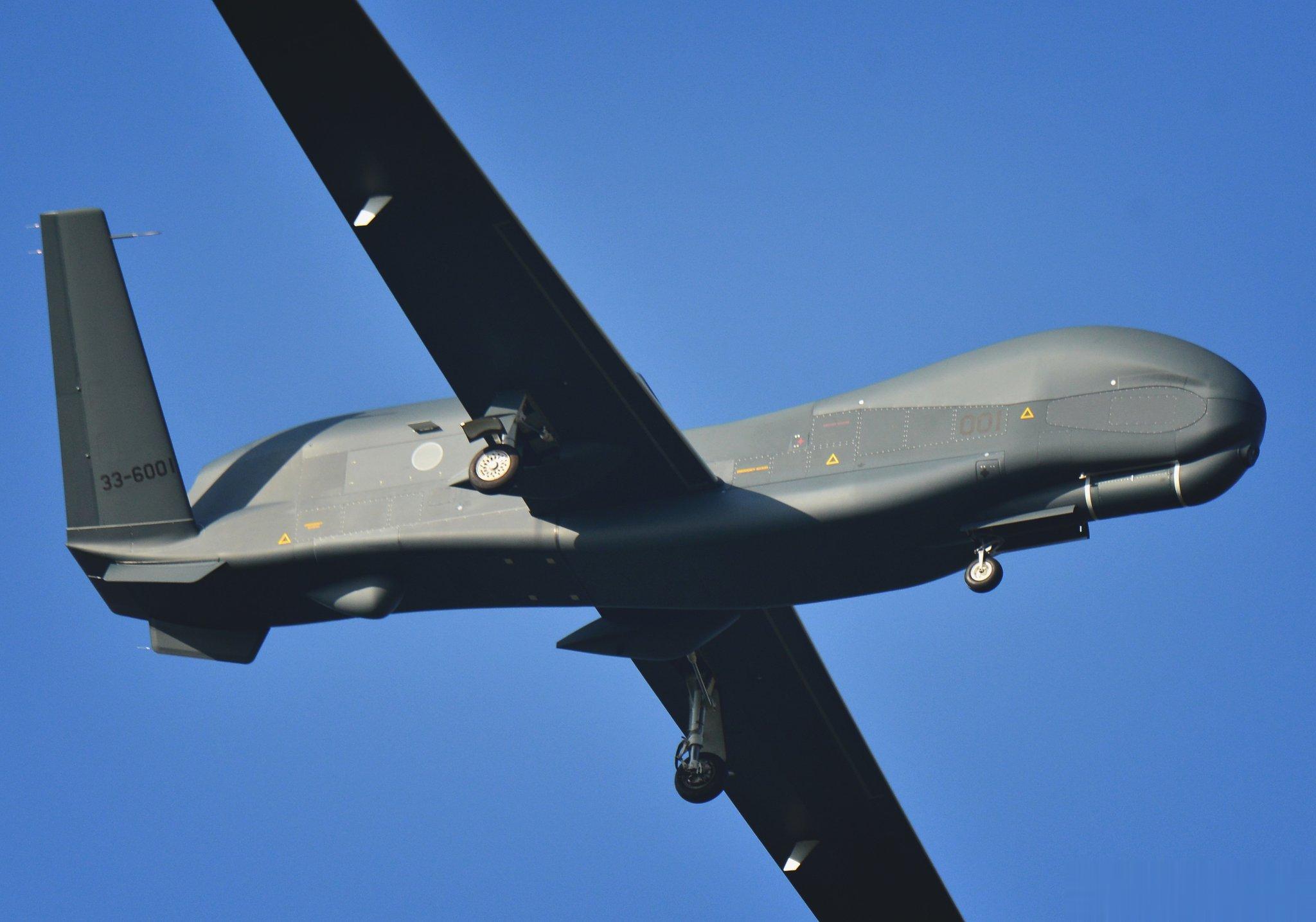 空自RQ-4B一号机，三泽基地#航空[超话]##武器装备[超话]# ​​​