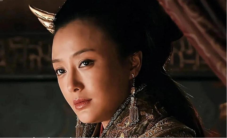 公元前180年，七月，吕后驾崩。临死前，她把侄子吕禄安排为上将军，统领北军；把吕