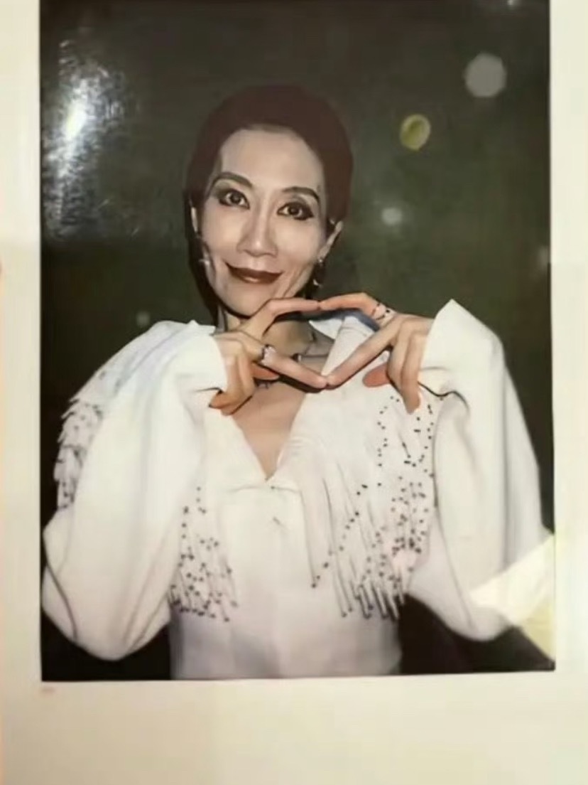 芒果你啥意思 赔人点钱吧 