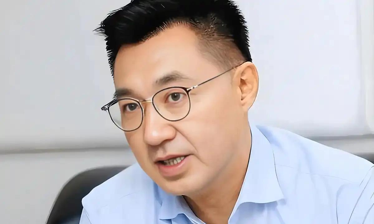 终于有人敢说实话了！5月16日，国民党核心人物、台行政院副院长江启臣在中兴大学公