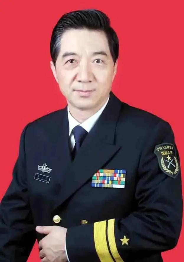 军事专家张召忠说，一年四十八万签证，让几十万印度人来到中国，相当于一个县城的人口