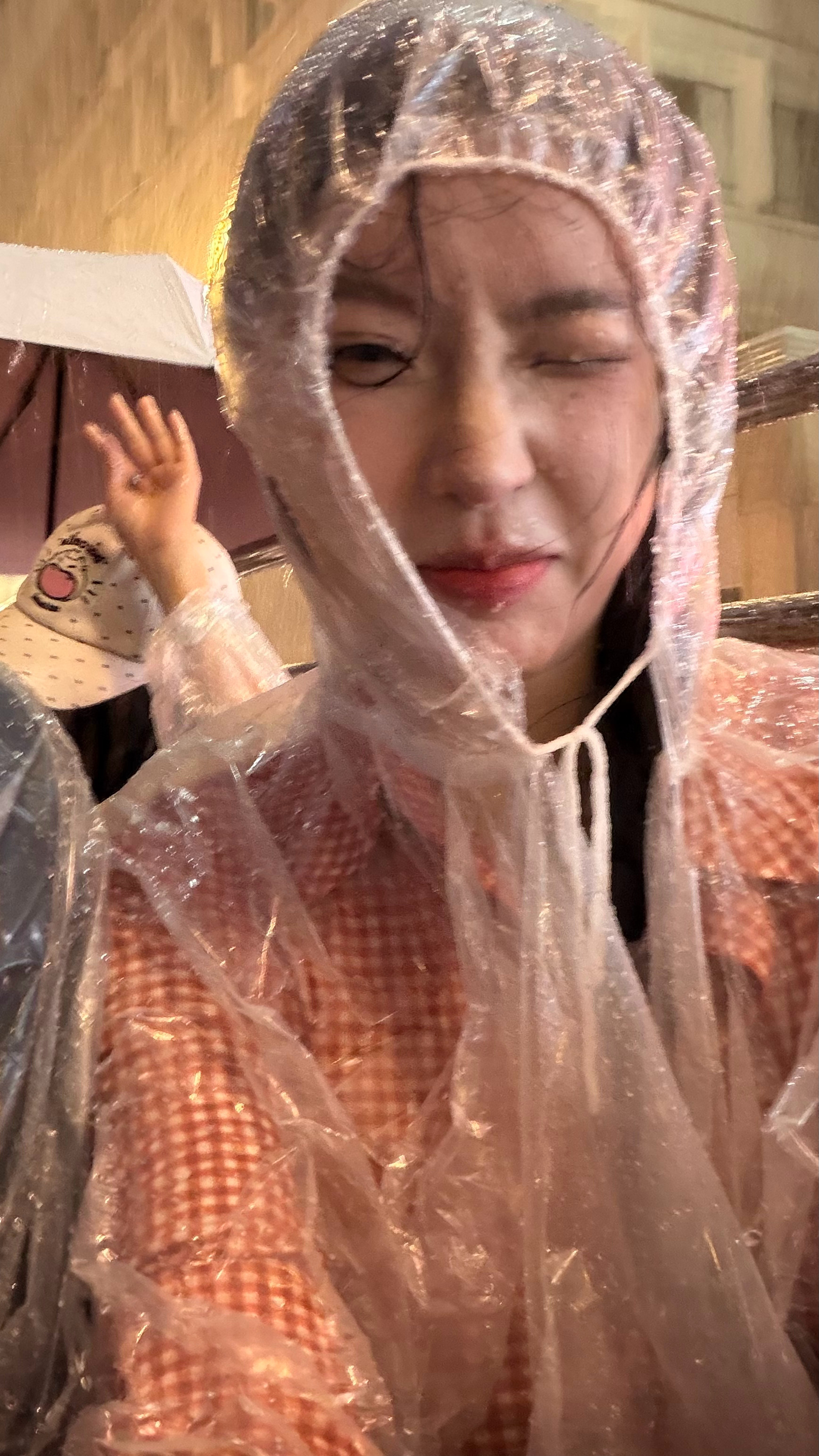 香港，你啥意思哈哈哈哈哈哈 