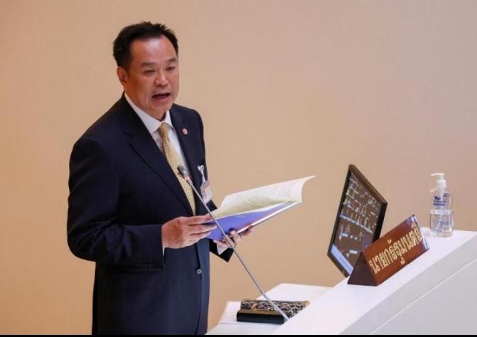 泰国首相阿努廷宣布一项重要政策：居住在泰国四个府九个难民营的缅甸难民，可获准在泰