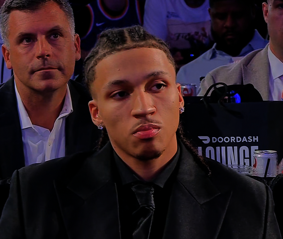 湖人主动出击提升一位的选秀——24号顺位选中贝勒大学的卡尔☑️看好！nba选秀大