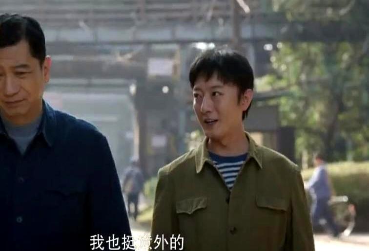 老模范年年涨工资，你猜今年谁掀了桌子？
 
不是眼红的丁师傅，也不是背后运作的路