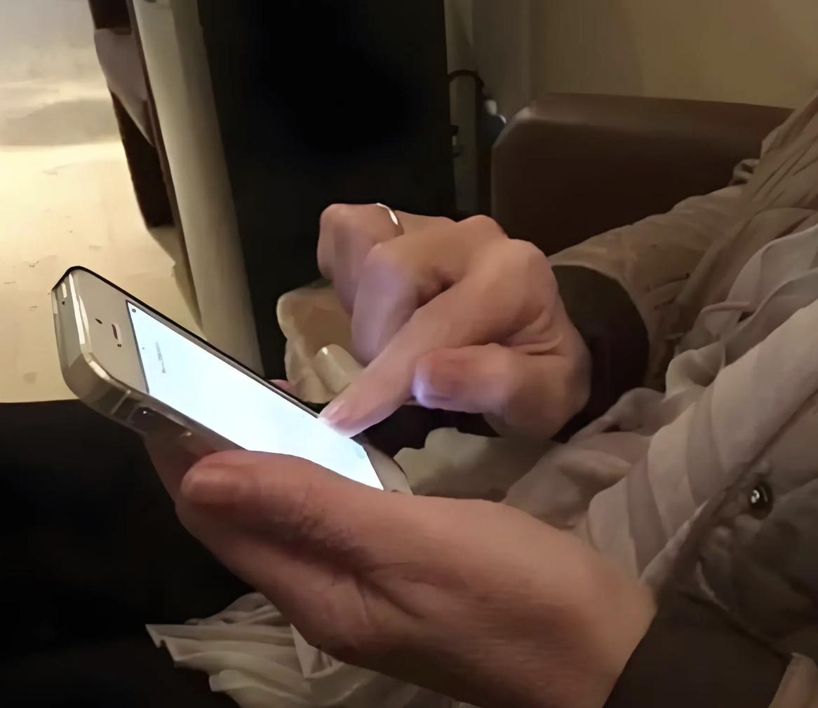 说真的，这事儿我越想越来气！ 湖南常德一所学校的家长群聊天记录被曝光，内容简直让