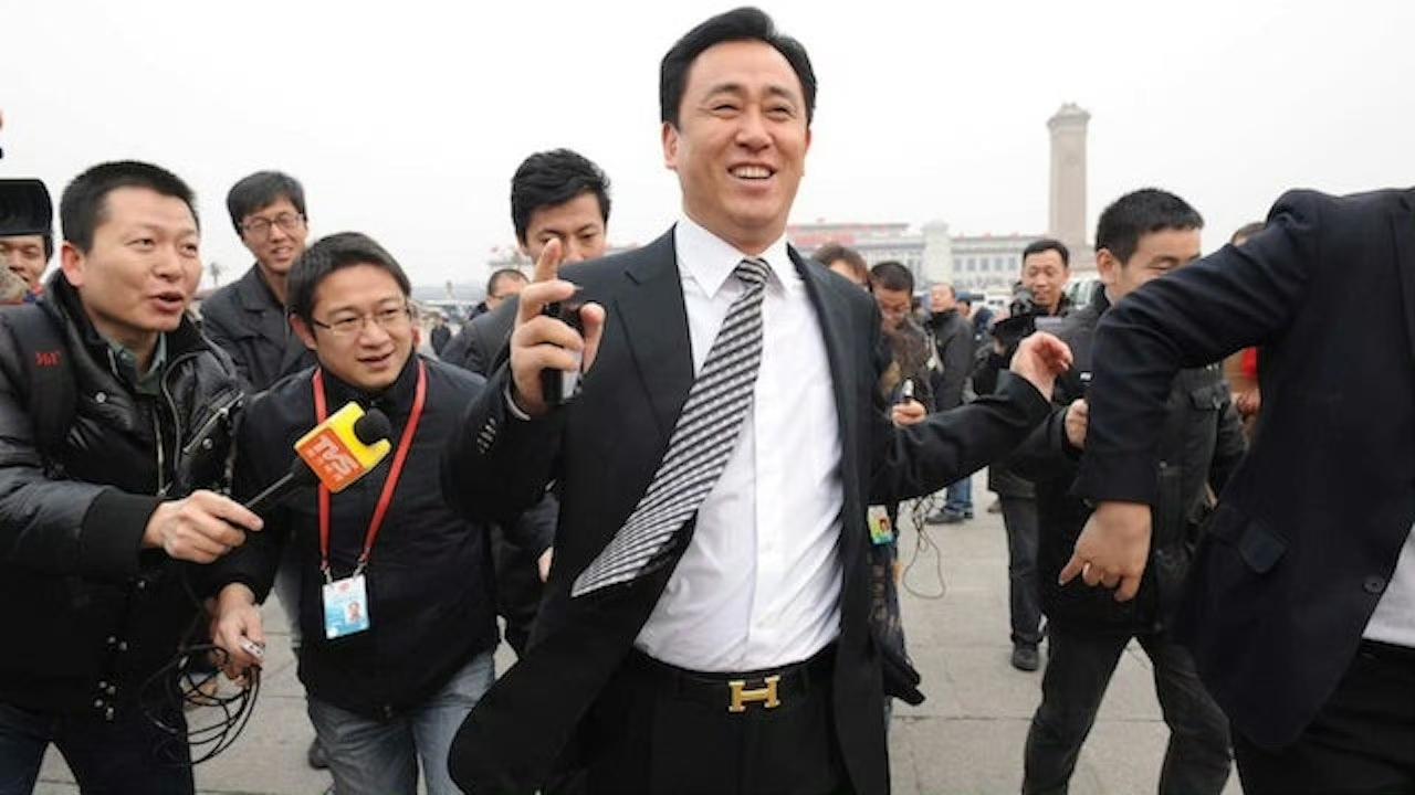 许家印这事儿闹挺大，居然还有人觉得：恒大房子烂了尾，老百姓贷款就能一笔勾销？都2
