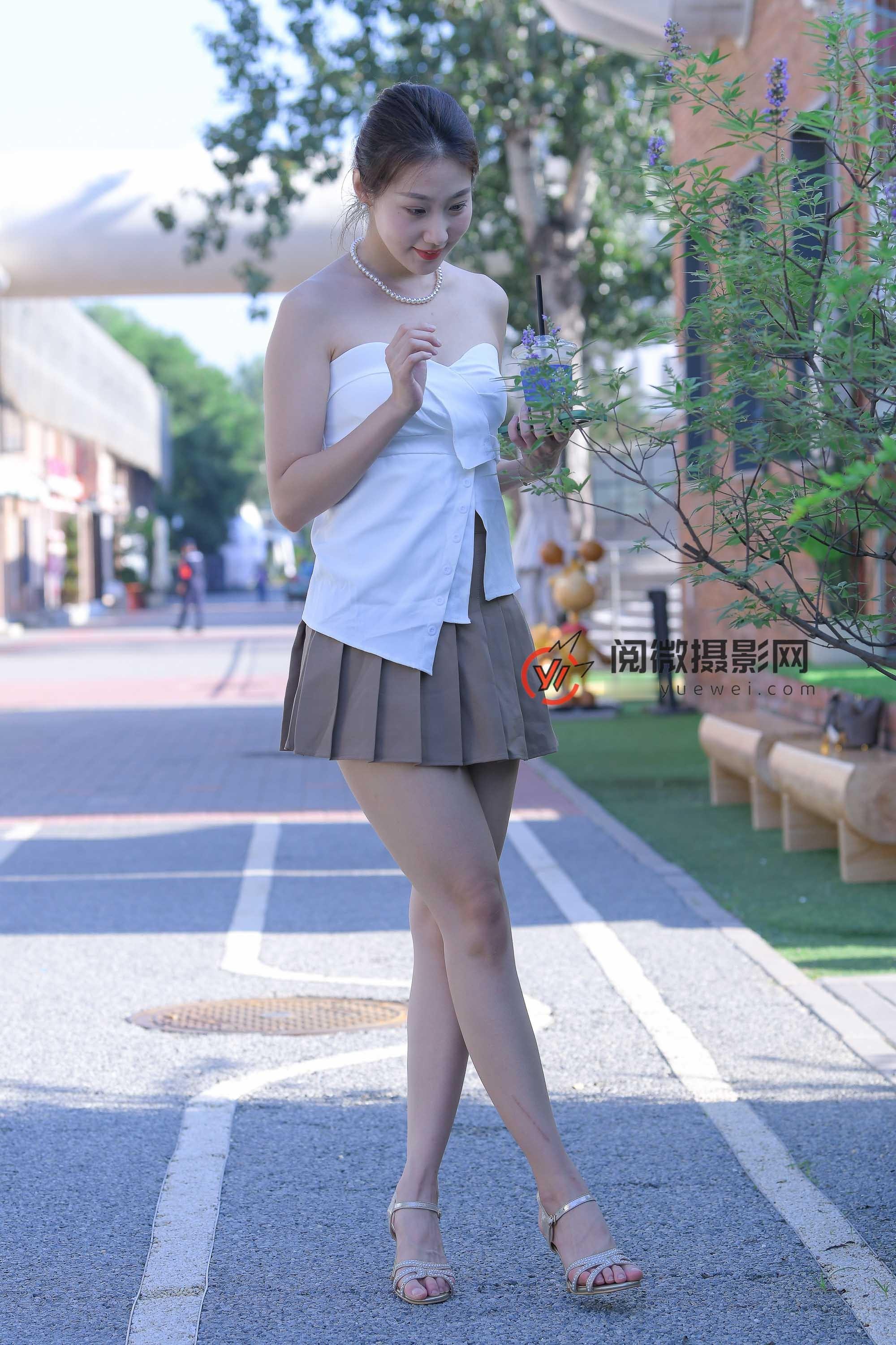 M1116 百褶裙高挑美女 ​​​