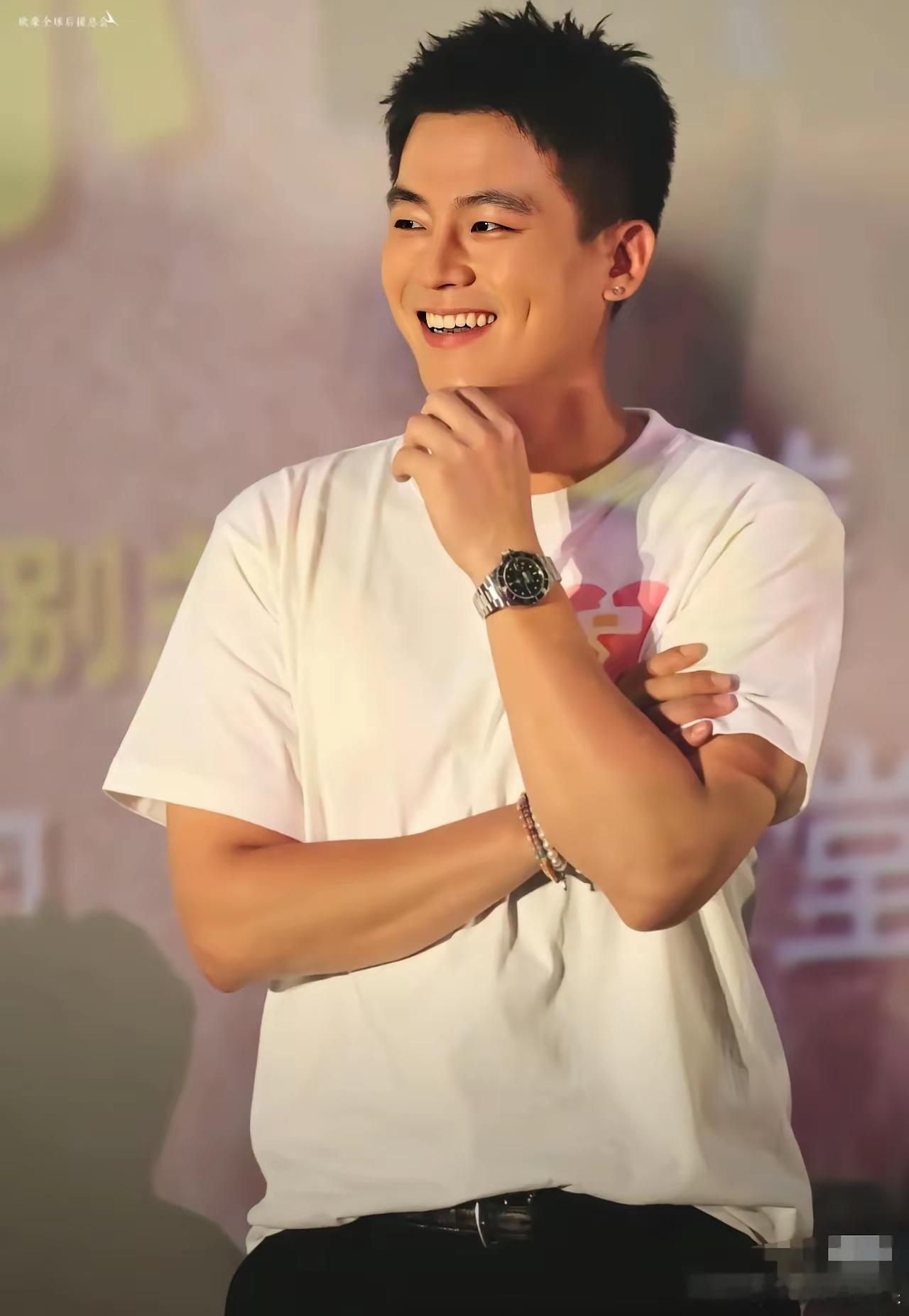 发现了没有？欧豪身上有个玄学，凡是他搭档的电视剧，一准儿爆！和他搭戏的女演员，一