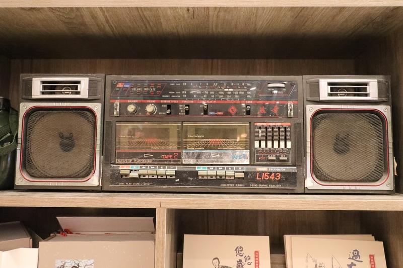 以前穷，大家却怀念，原因可太多了。那时生活简单纯粹，没有那么多物质诱惑和复杂人际