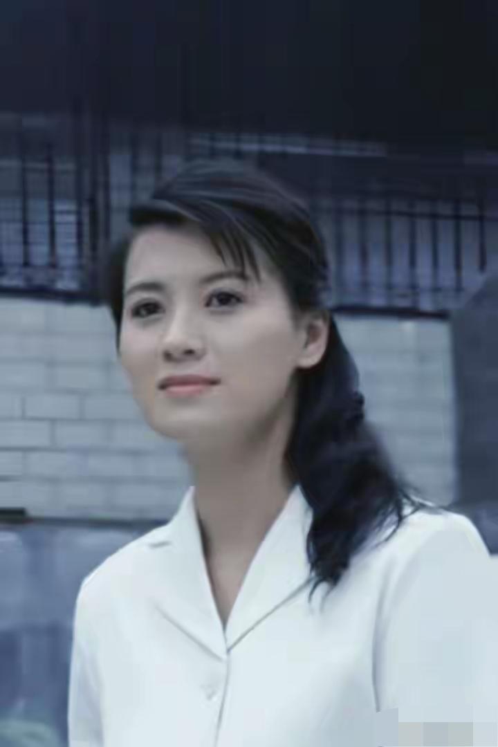 她年轻时竟然比高圆圆还美，她到底是谁？你知道吗？