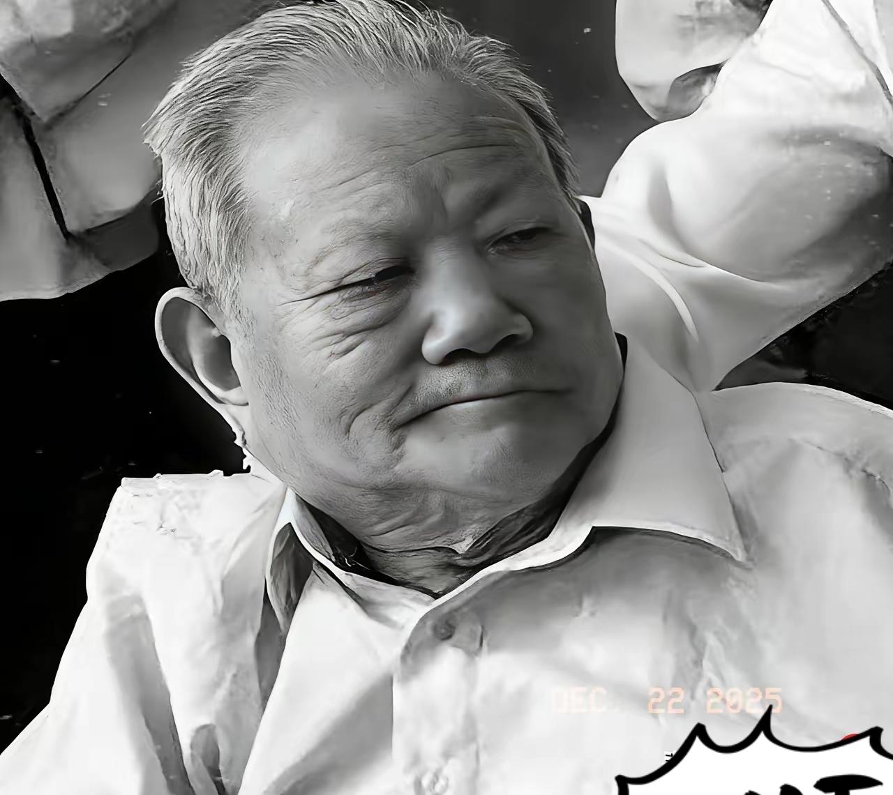 一句“搞丢了”，把权力撑腰的无耻玩到了天花板！
 
主席1962年亲笔抄给李银桥