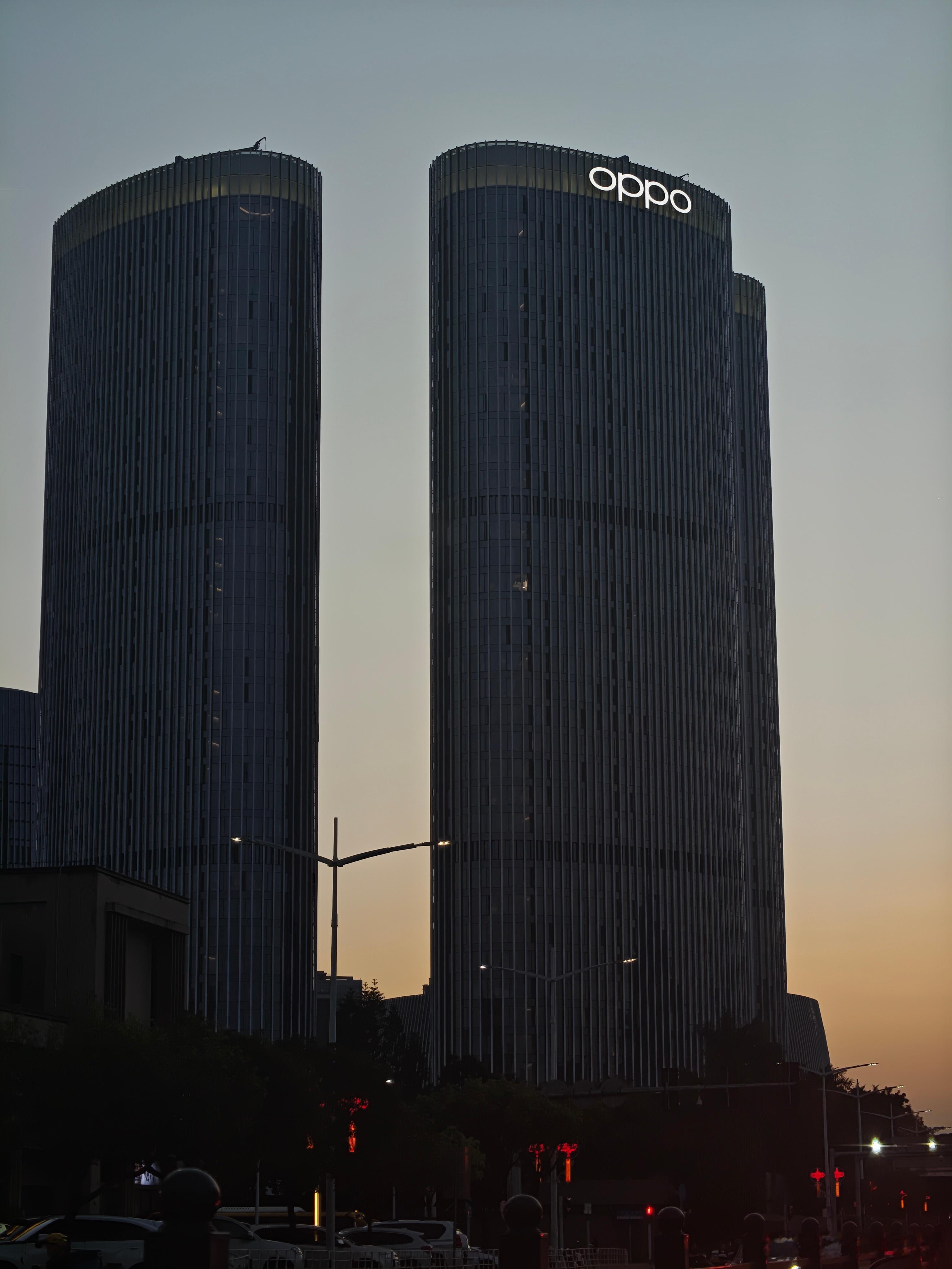 今晚7点一起见证Find N6全球🌐首发 东莞·OPPO长安研发中心