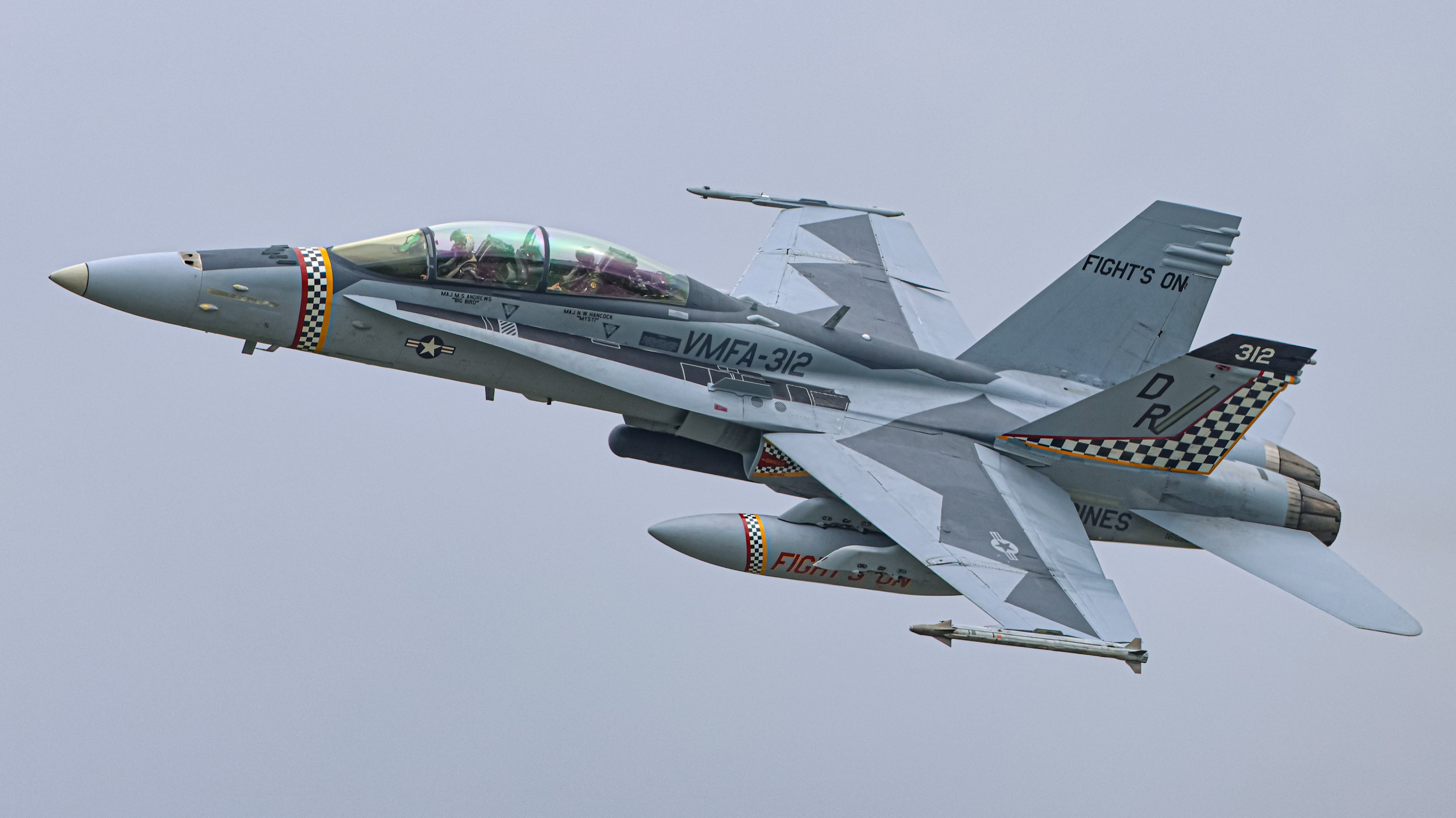USMC  VMFA-312 “Checkerboards”F/A-18D 16
