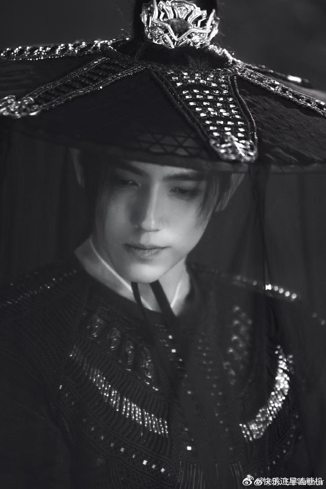 阿瑟你让我害怕 这一集的段胥真的太让人印象深刻了，以前当杀手是身不由己，这次是为