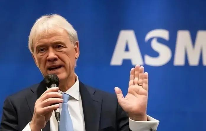 不谈妥协、不留余地！直接取消所有特殊优待通道！中国在光刻机领域正式展开强硬反制。