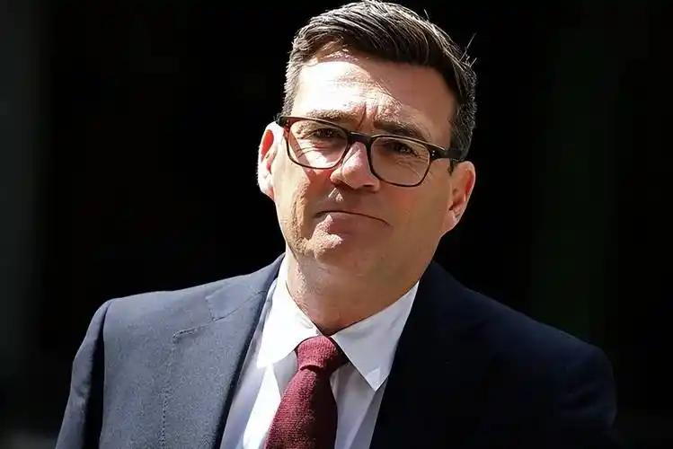 英国无人机轰炸俄本土，首相伯纳姆不惧俄方警告：将百分百援乌

英国首相安迪·伯纳