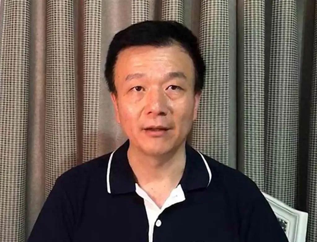 台湾退役少将于北辰，这娃不去说相声或者小品都可惜了，不知道郭德纲愿不愿意收他当徒
