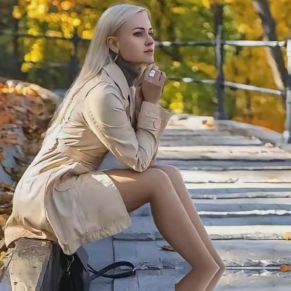 乌克兰还有一个大问题很多人都没注意到，那就是乌克兰的女人将来该怎么办？战争把男人