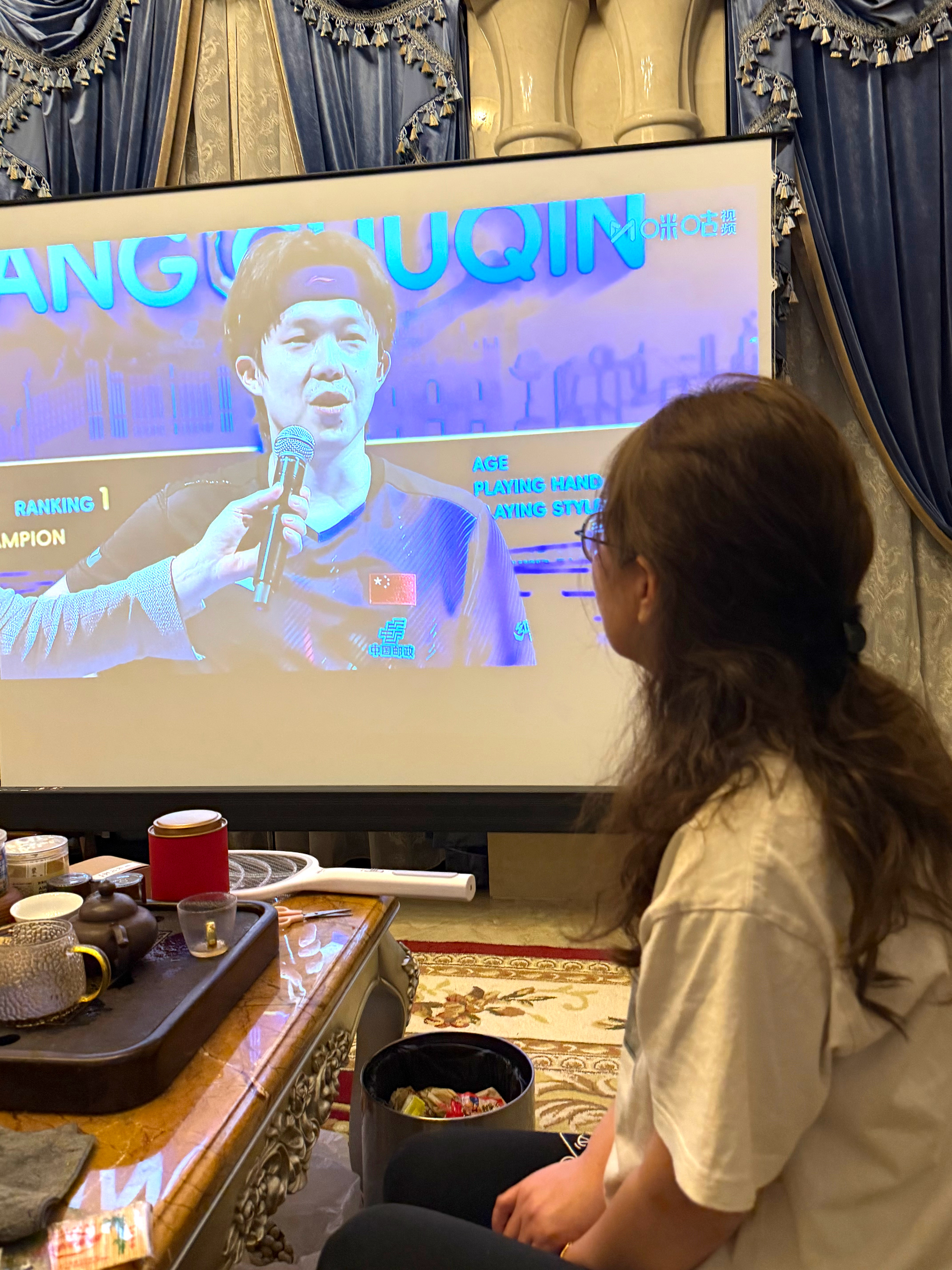 我妈：心疼王楚钦全身上下这么多肌贴。受了多少苦啊王楚钦vs松岛辉空 王楚钦夺冠