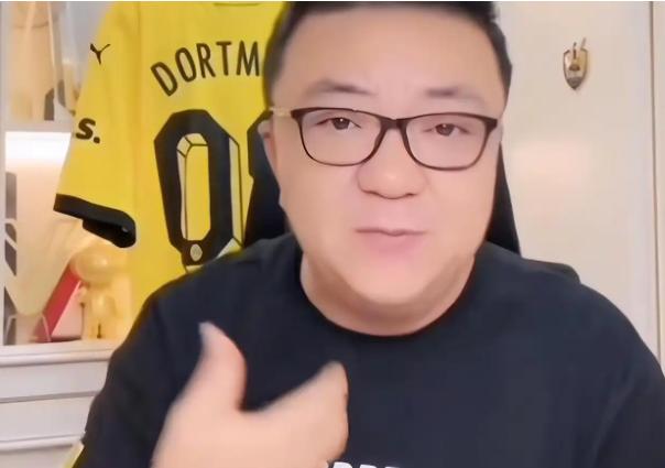董路一句话把中国足球的底裤扒了：一个里皮，不如一个青训学院😭
刷到董路一段演讲