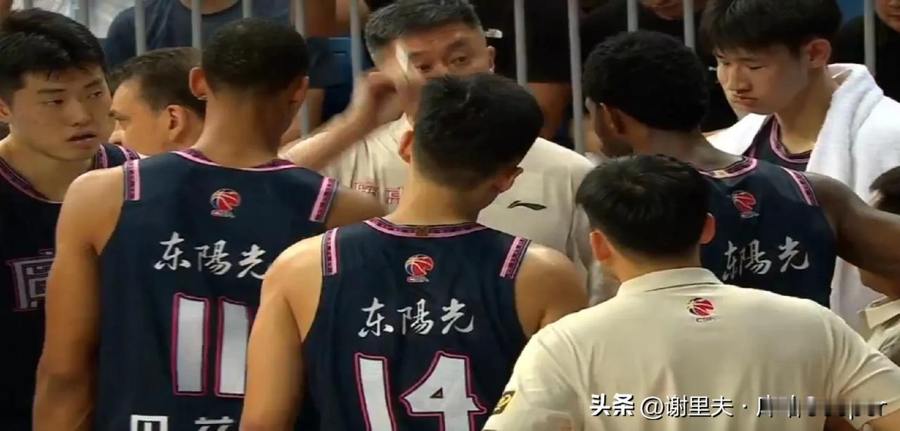 杜锋得知老对手赢球真相，恐怕心有余悸，辽篮外援杀粤克乐开花！季前赛目睹辽宁二队5