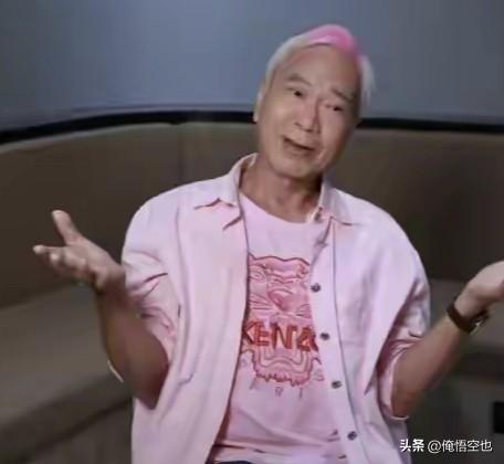 很多人不理解，说王青霞是怎么看上李龙基的，说李龙基年纪大又没颜值，其实说这些话的