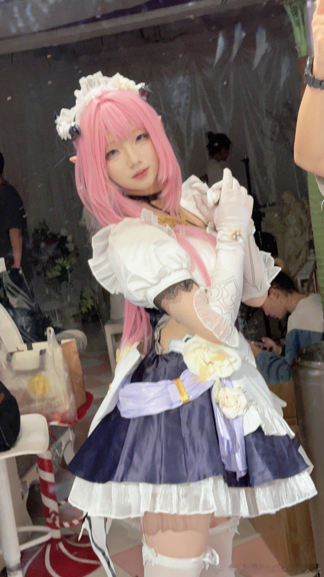 #cosplay[超话]# 爱莉希雅小女仆.郁游  #崩坏3##cosplay#