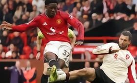 英超焦点战，曼联3-2力克利物浦，科比-梅努的关键制胜球不仅是个人表现的里程碑，