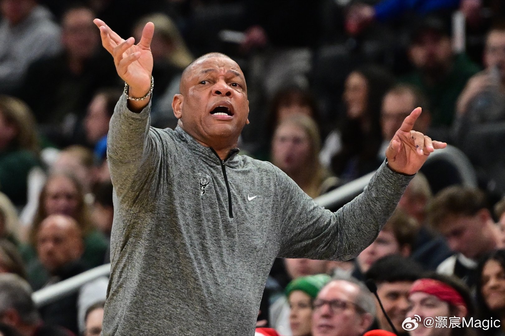 Shams：雄鹿将在下周决定里弗斯去留，里弗斯在2024年1月成为雄鹿主帅后，执