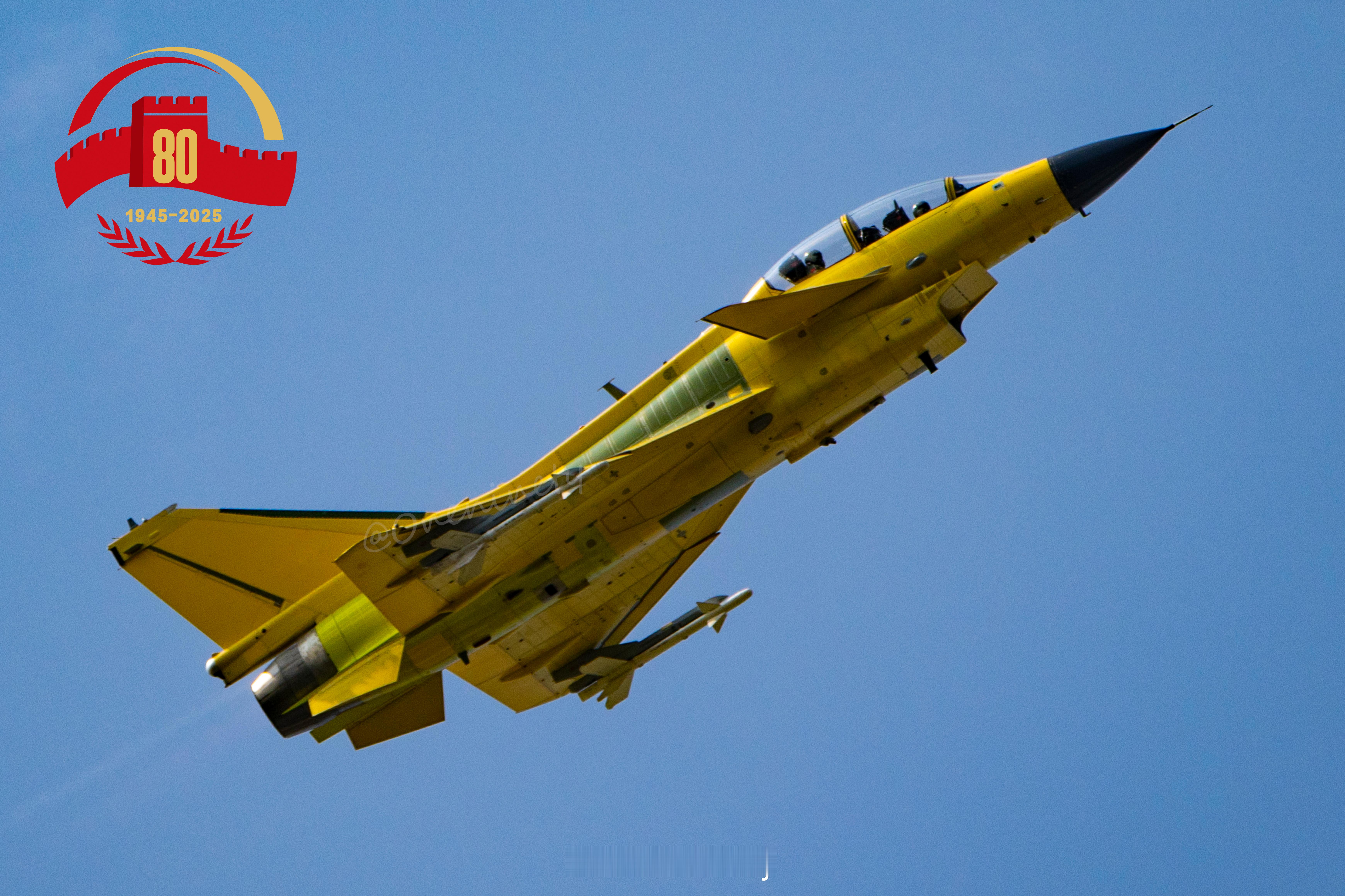 九三阅兵解读 2003年12月26日，歼-10S在成都首飞成功。2023年7月3