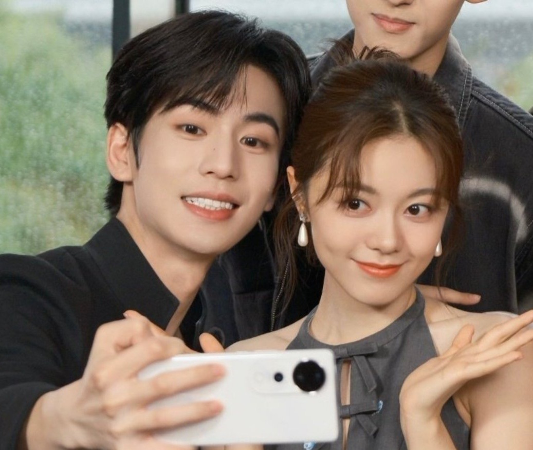 网传张凌赫赵今麦一念江南 要三搭了？可以。期待。最爱赵今麦了，她的剧和电影我都要