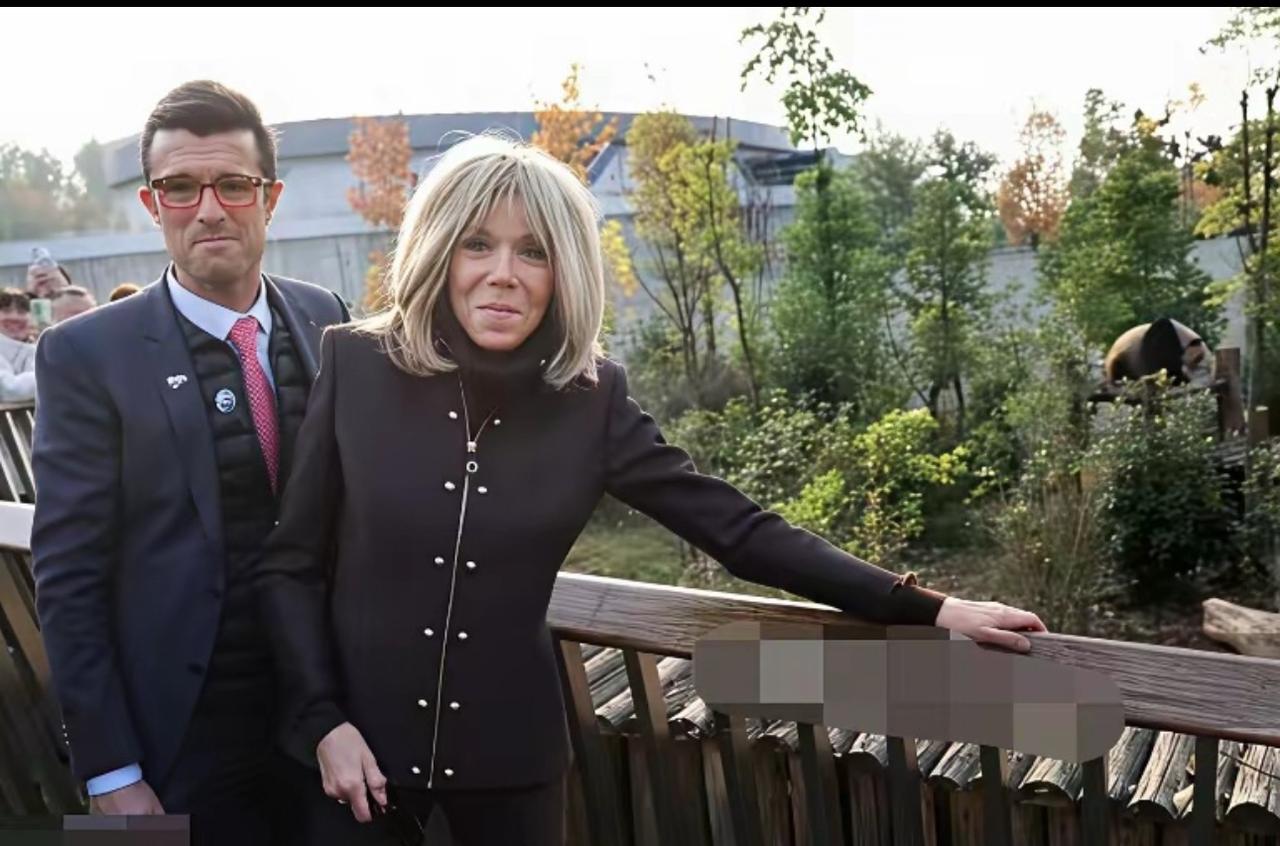 马克龙去四川大学看同学！他老婆去动物园看熊猫！事实证明法国没有像样的发型师，但是