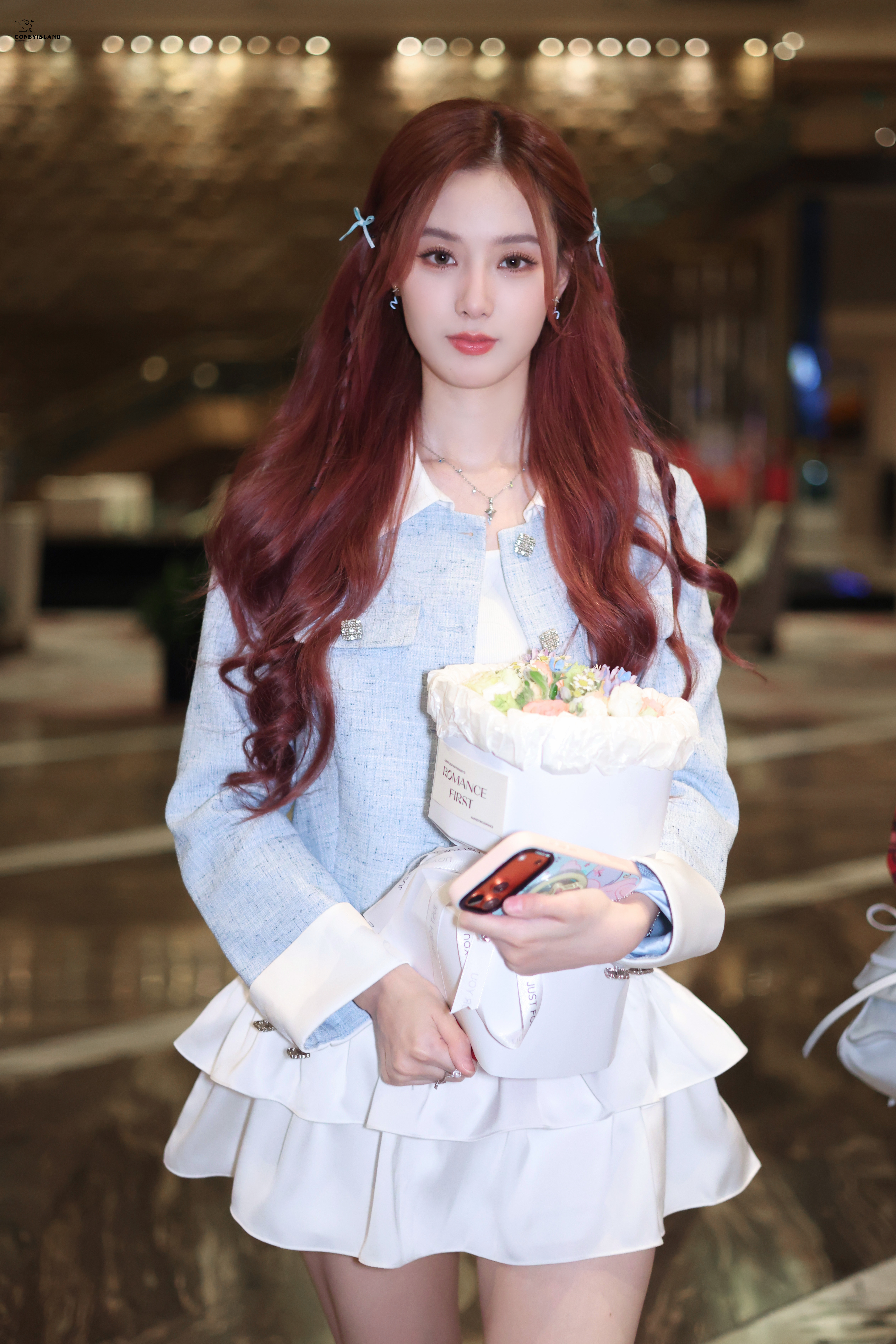 徐艺洋  260603 下班每天都收到花花超燃青春的合唱