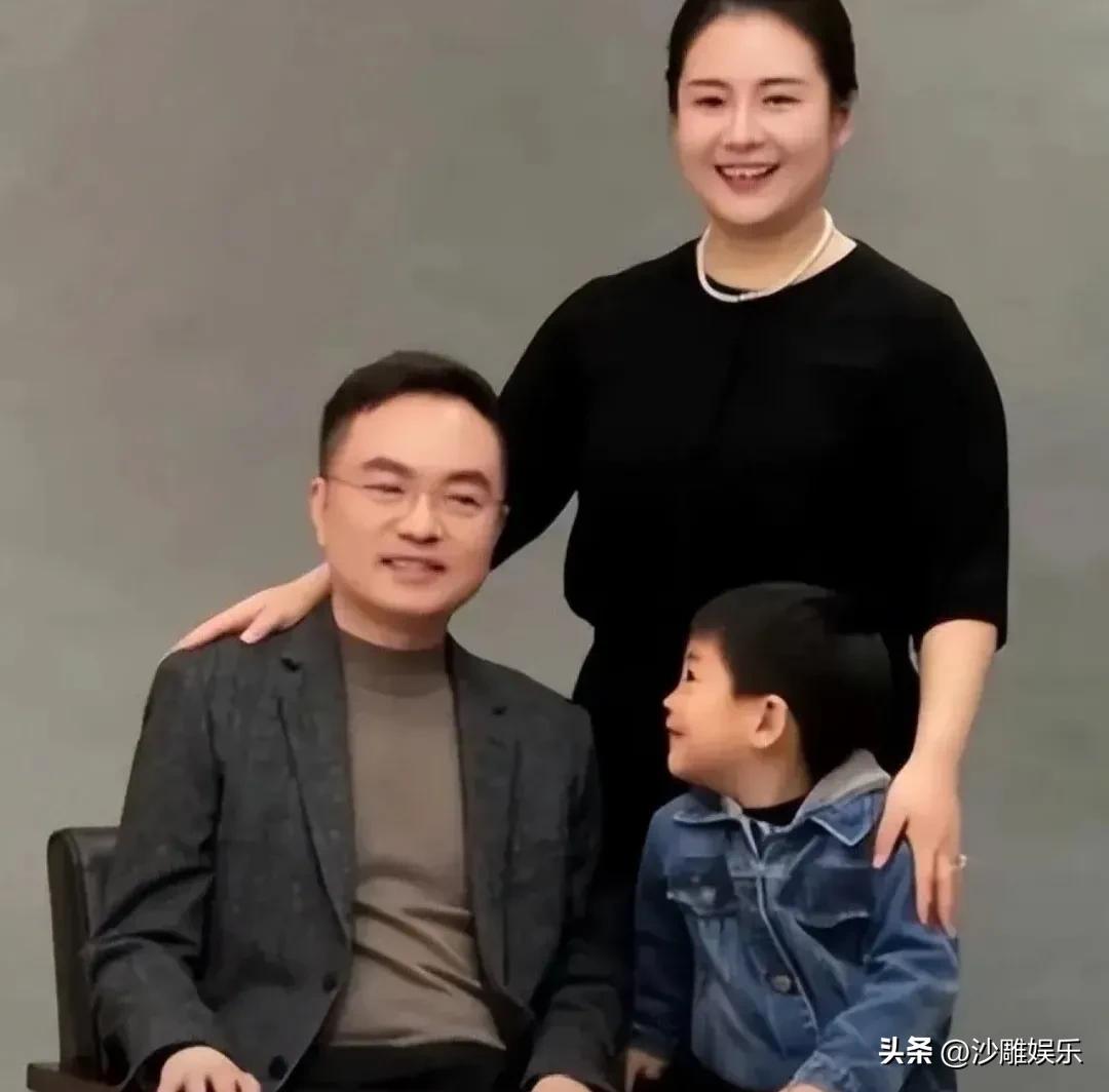 蔡磊，过了一个特别有意义的生日！

5月25日，破冰驿站热闹得像过年。

蔡磊迎