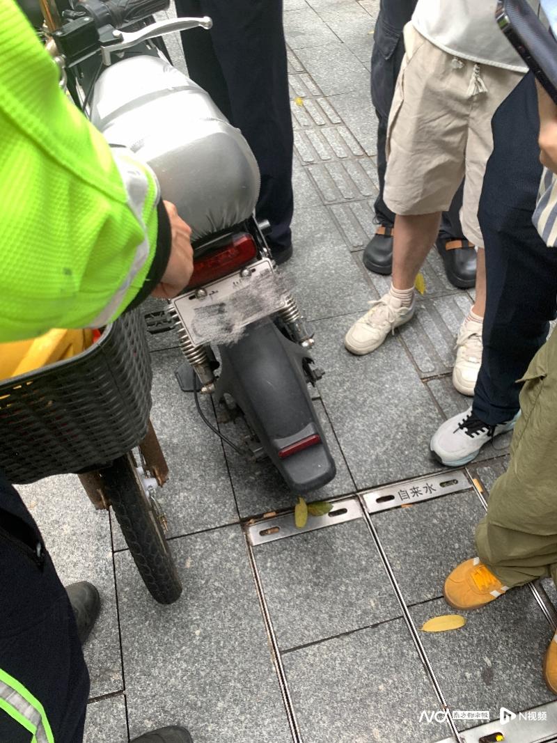 直击广州主干道周边交通整治现场：无牌“电鸡”被扣留拖走