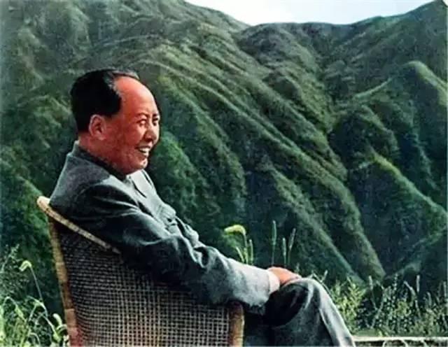 在人类历史上，能让美国政府真正感到恐惧的，我认为目前只有毛泽东思想！杜鲁门曾坦白