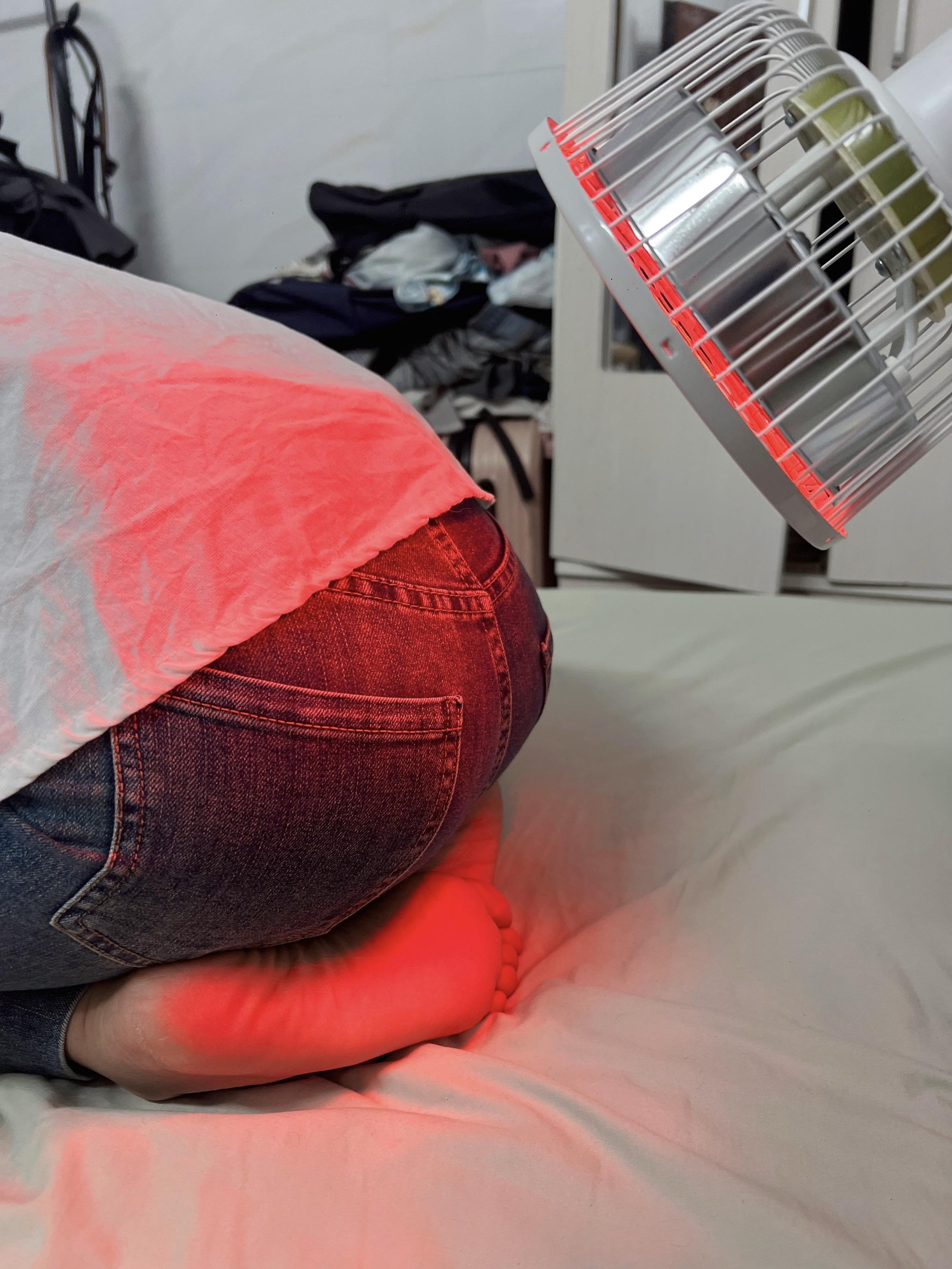 回复  听我的！宫寒痛经的，湿气重的，要备孕的都去烤红外线理疗灯，烤一...