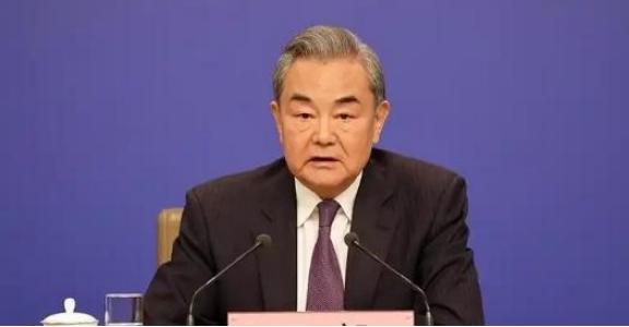 这下名字定死了！不愿“一国两制“，王毅曾经直接给了另一个答案：中国台湾省。台湾省